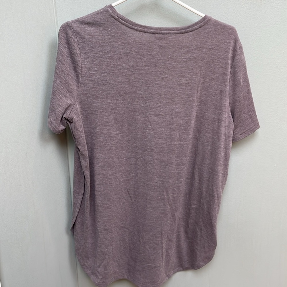 Size Large - Picture 3 of 3